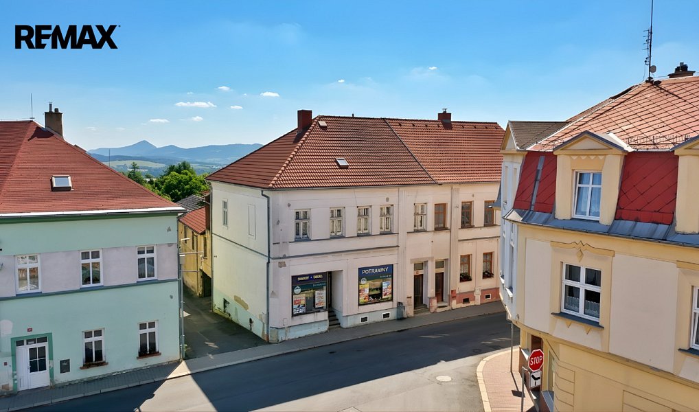 Prodej domu 170 m² s pozemkem 405 m², Hrob – náhled fotky 15