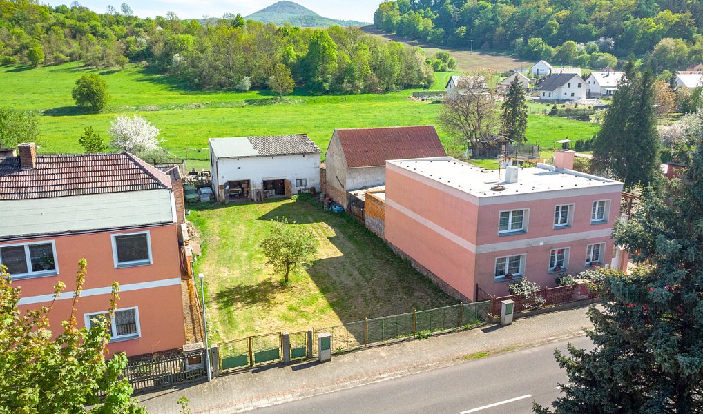 Prodej stavebního pozemku 587 m², Rtyně nad Bílinou – náhled fotky 2