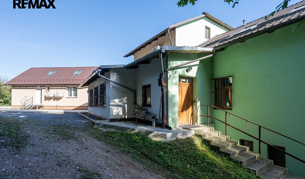 Prodej obchodních prostor 1 076 m², Lutonina – náhled fotky 32