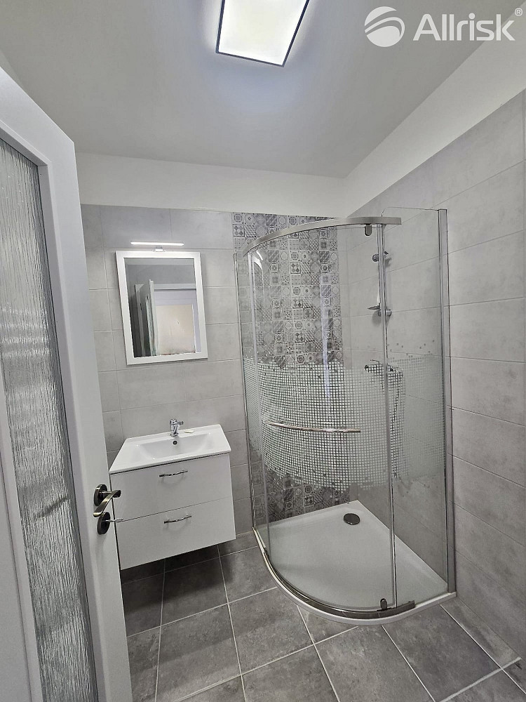 Pronájem bytu 2+kk 55 m² — photo 4