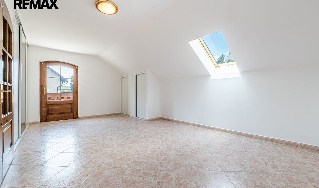 Prodej domu 250 m² s pozemkem 2 997 m², Příbram – náhled fotky 15
