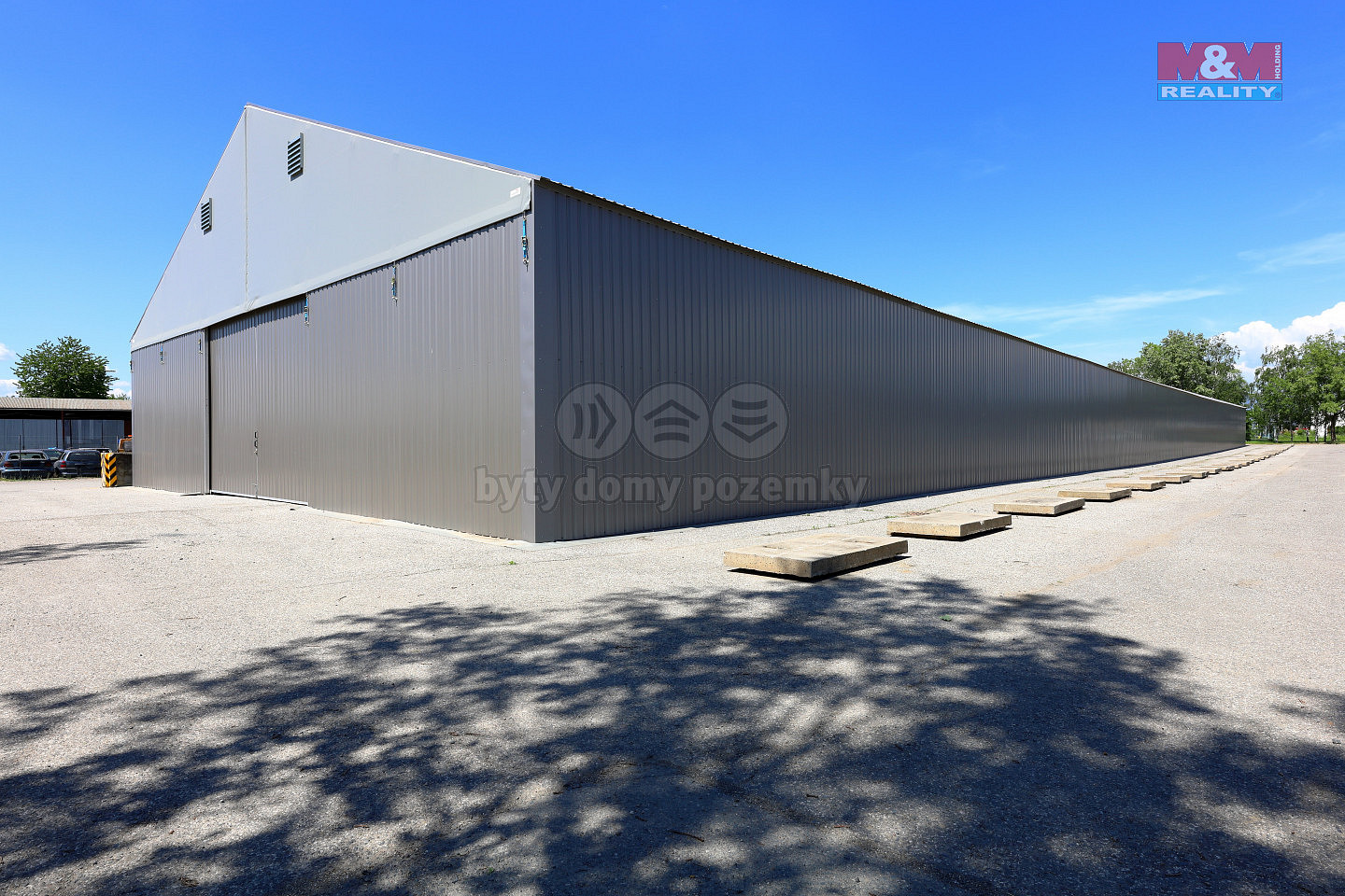 Pronájem skladovacích prostor 2 160 m²