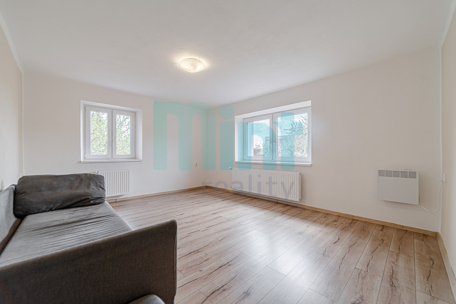 Prodej domu 250 m² s pozemkem 661 m² – pohled 4