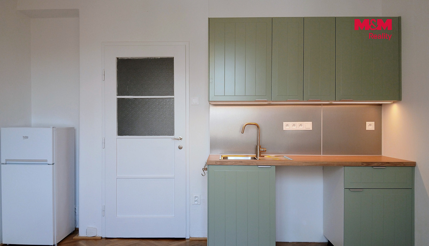 Pronájem bytu 1+kk 21 m² – fotografie 2