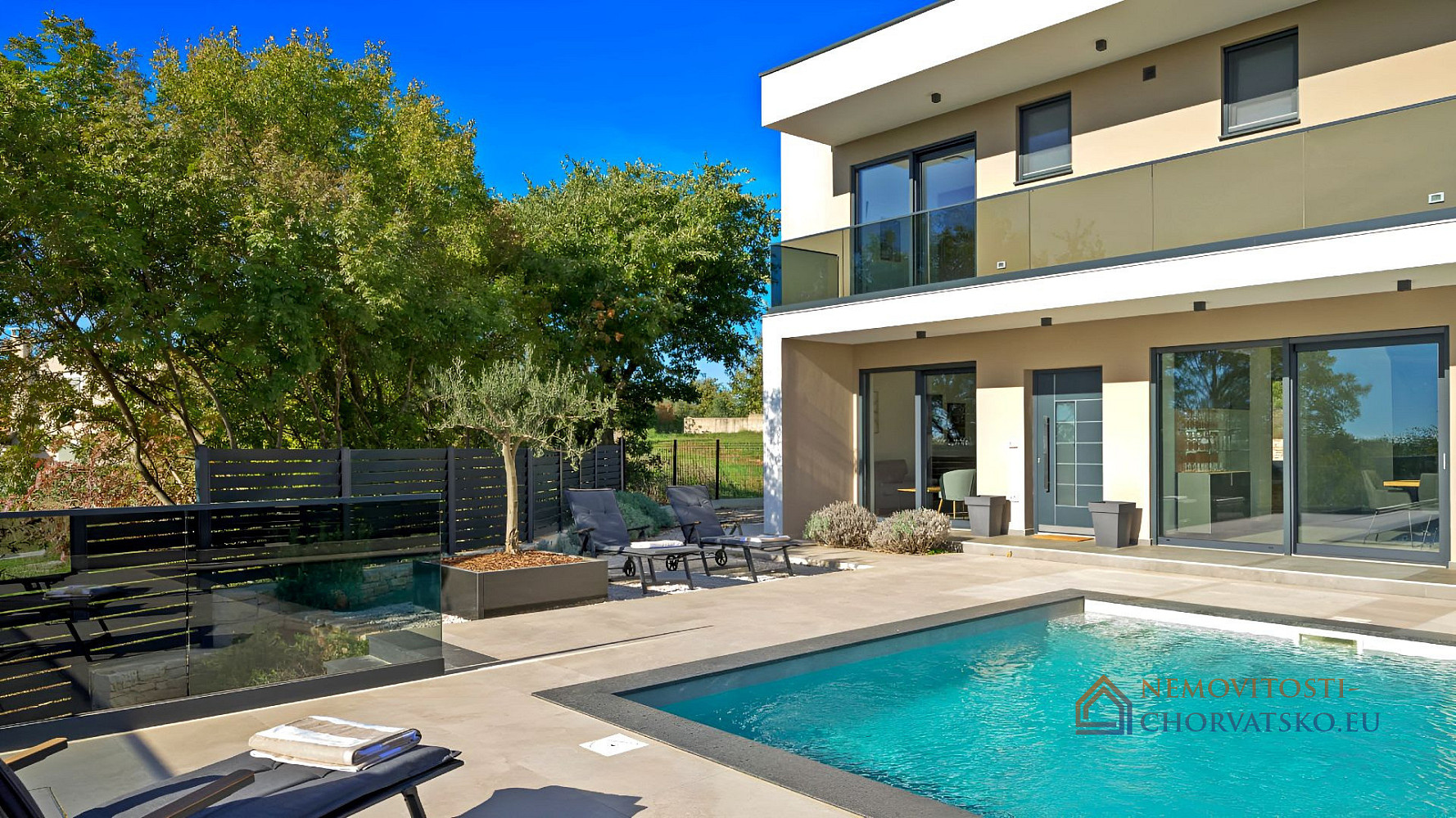 Prodej domu 200 m² s pozemkem 767 m² - Vista 5