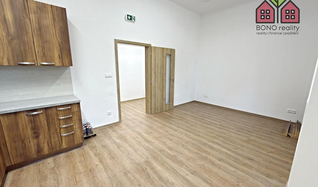 Pronájem obchodních prostor 140 m², Litoměřice – náhled fotky 20