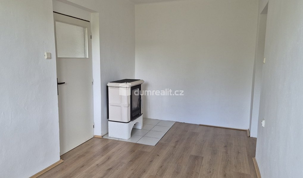 Prodej bytu 3+1 60 m², Pohorská Ves – náhled fotky 12