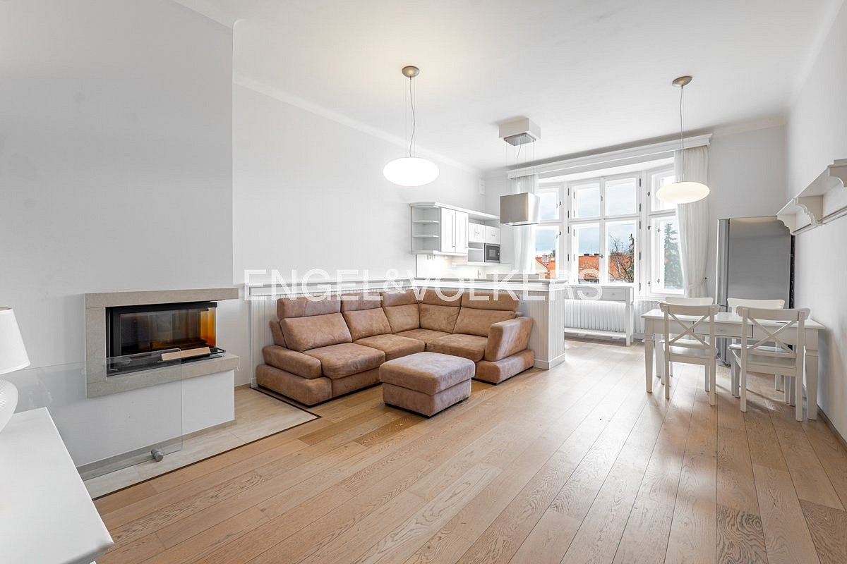 Pronájem bytu 4+kk 115 m²