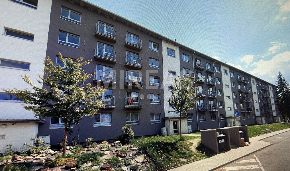 Pronájem bytu 2+kk 32 m², Milovice – náhled fotky 3
