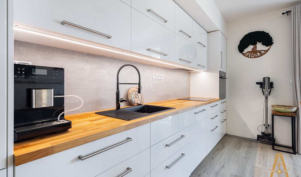 Prodej bytu 2+kk 53 m², Plzeň – náhled fotky 7