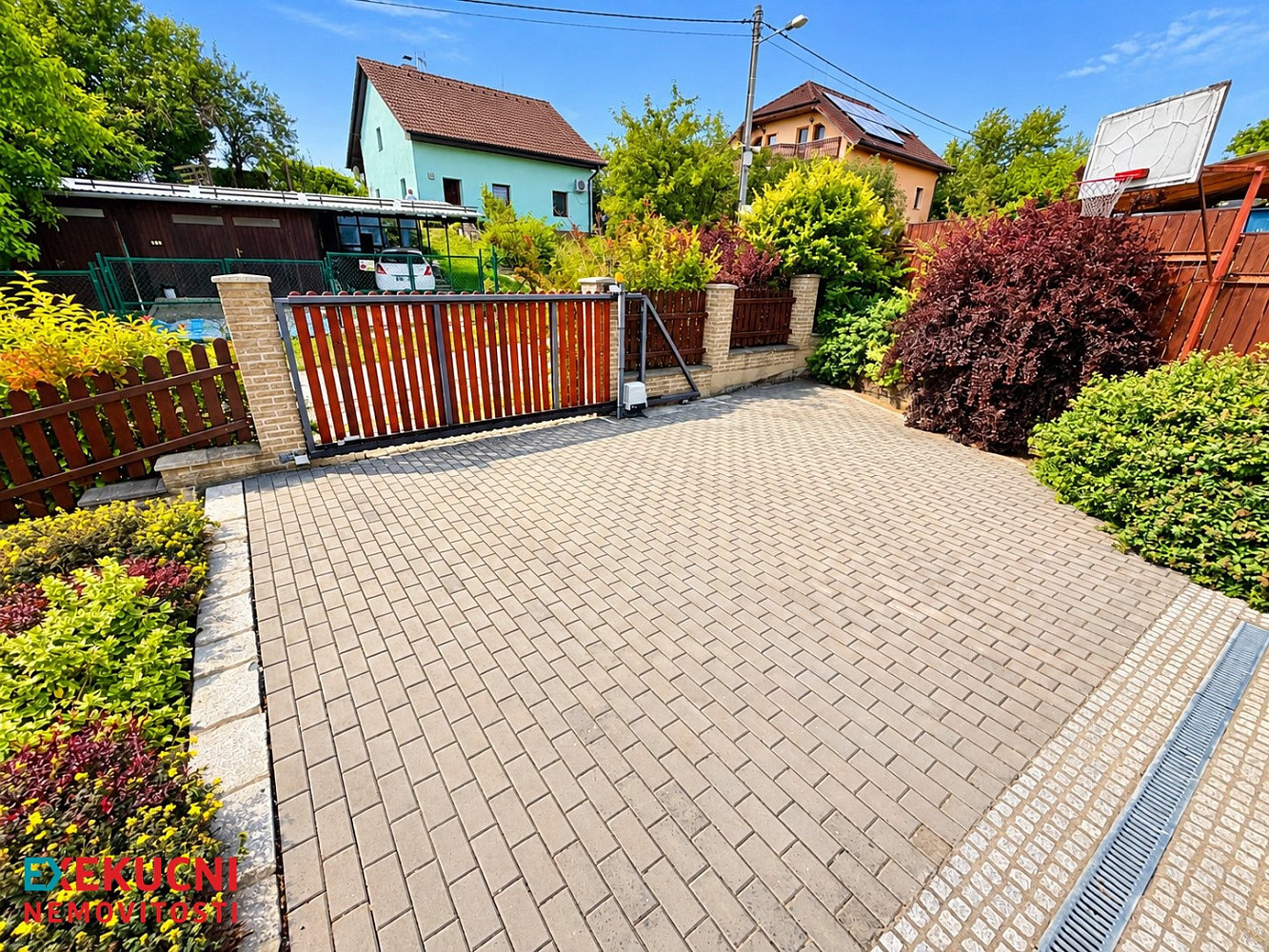 Prodej domu 184 m² s pozemkem 1 865 m² – fotografie 3