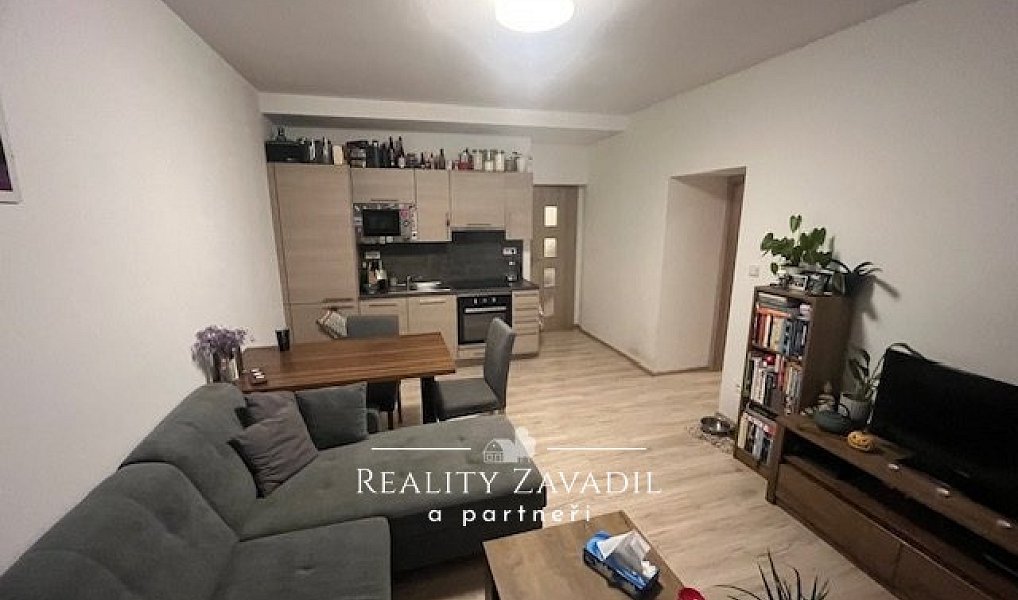 Prodej nájemního domu, činžáku 450 m², Pardubice – náhled fotky 8