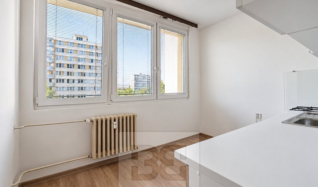 Pronájem bytu 2+1 67 m², Kolín – náhled fotky 9