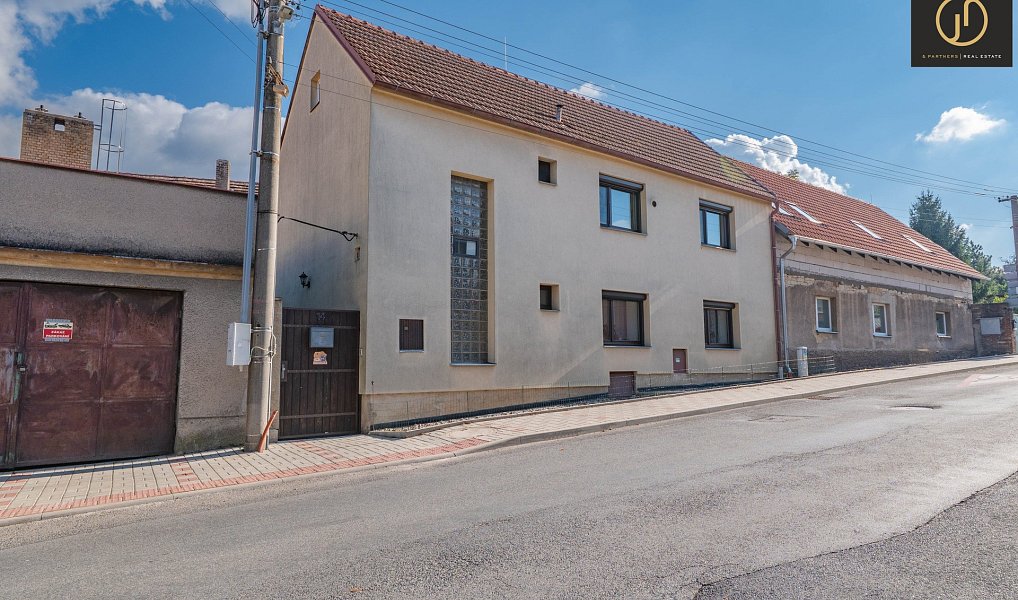 Prodej domu 216 m² s pozemkem 221 m², Hostouň – náhled fotky 18