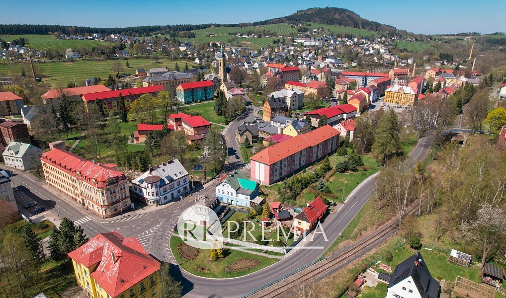Prodej domu 430 m² s pozemkem 460 m², Vejprty – náhled fotky 35
