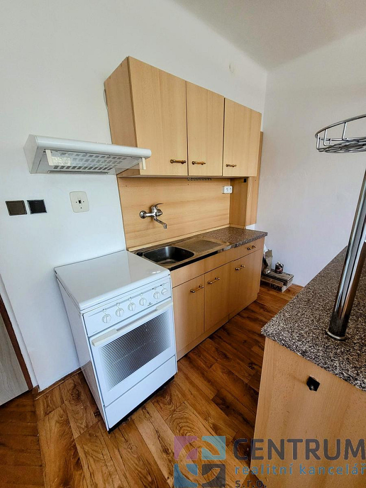 Pronájem bytu 2+kk 44 m² – fotografie 4