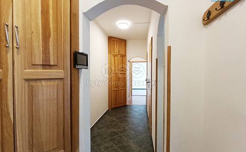 Pronájem bytu 3+1 67 m², Kosmonautů, Jindřichův Hradec - Jindřichův Hradec V