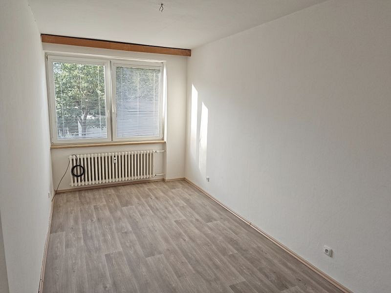 Pronájem bytu 3+1 80 m² – fotografie 4