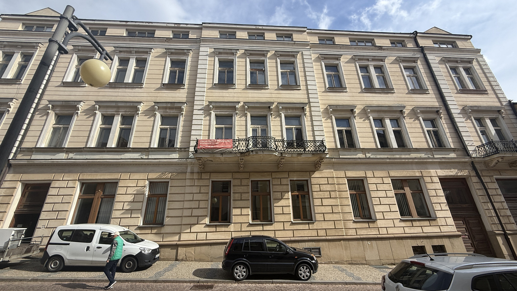 Pronájem kanceláře 60 m² – fotografie 3