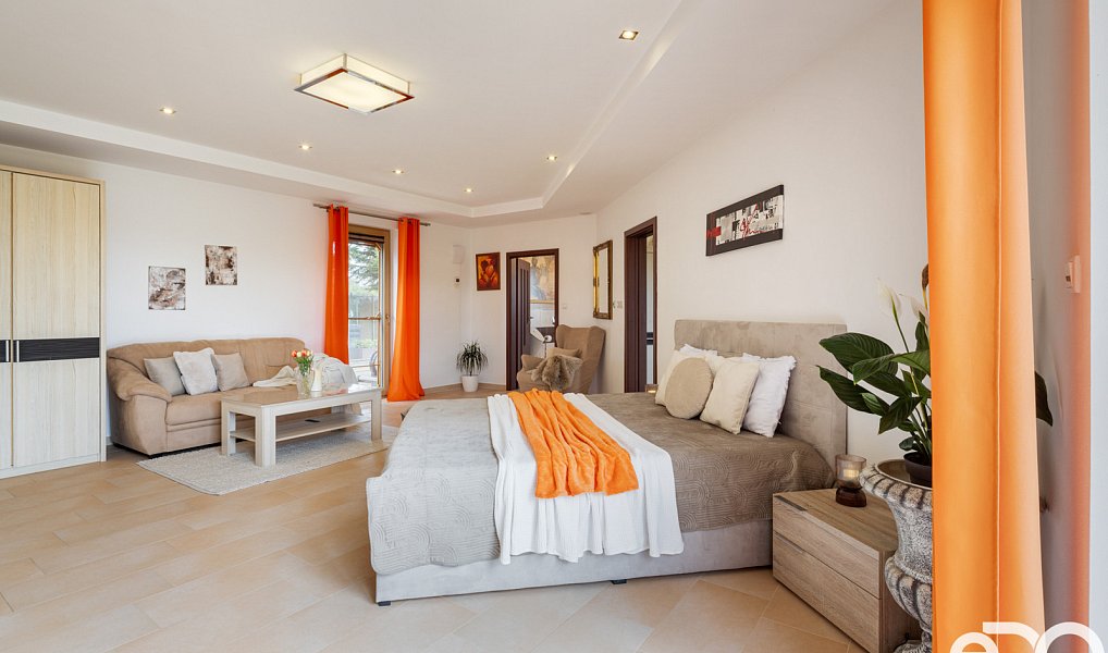 Prodej domu 410 m² s pozemkem 2 816 m², Květov – náhled fotky 13