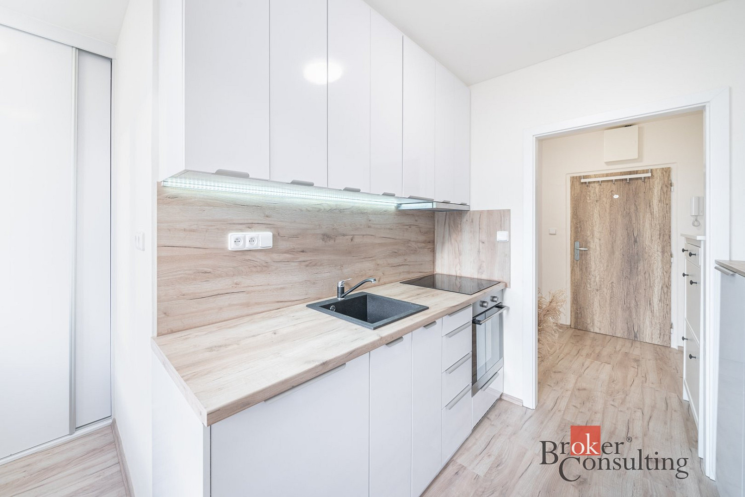 Pronájem bytu 2+1 57 m²