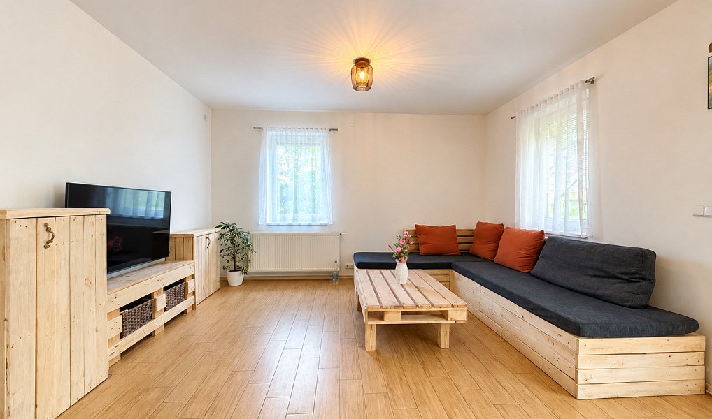 Prodej domu 143 m² s pozemkem 898 m², Svinčany – náhled fotky 4