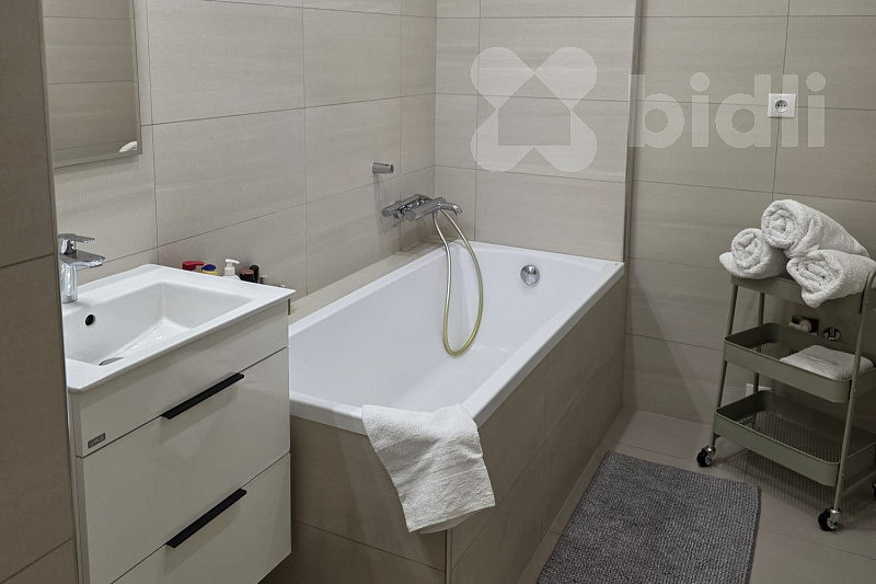 Pronájem bytu 2+kk 95 m² – fotografie 4