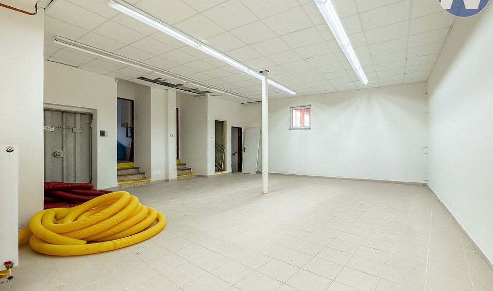 Prodej obchodních prostor 460 m², Vimperk – náhled fotky 7