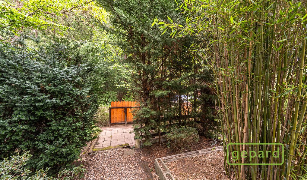 Prodej stavebního pozemku 568 m², Praha – náhled fotky 12
