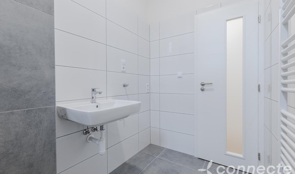 Pronájem bytu 2+kk 41 m², Přerov – náhled fotky 12