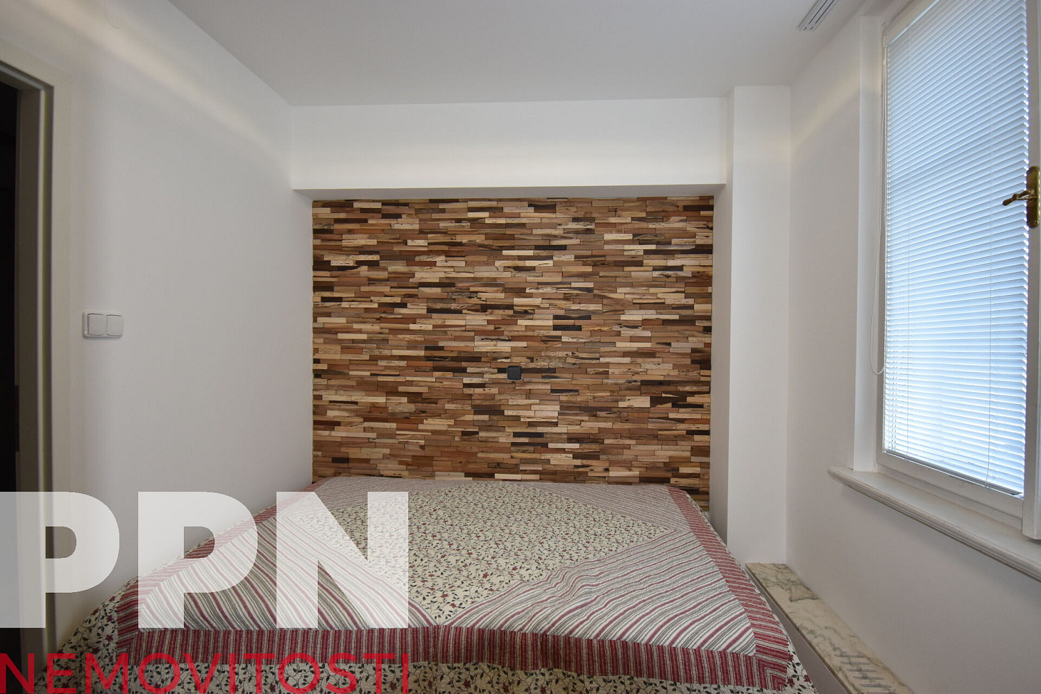 Pronájem bytu 2+kk 48 m² – fotografie 3