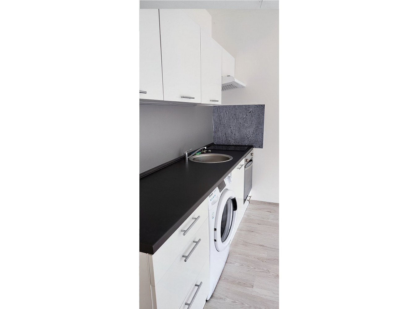 Pronájem bytu 1+kk 29 m² – pohled 4