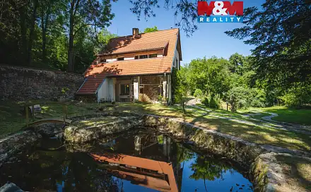 Prodej domu 236 m² s pozemkem 2 381 m², Chrášťany - Černíkovice, okres Benešov