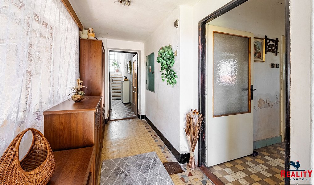 Prodej domu 143 m² s pozemkem 554 m², Roudná – náhled fotky 27