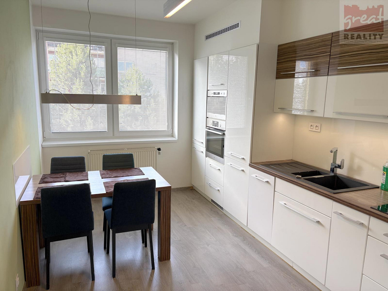 Pronájem bytu 3+1 78 m² — photo 3