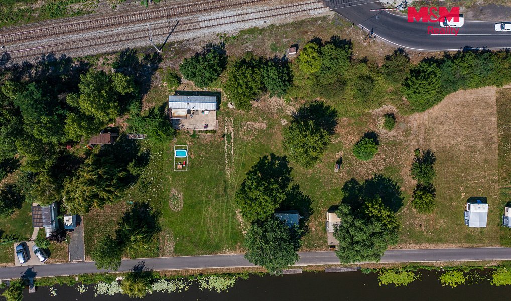 Prodej zahrady 449 m², Křešice – náhled fotky 23
