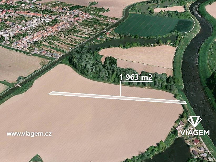 Prodej pole 572 m²