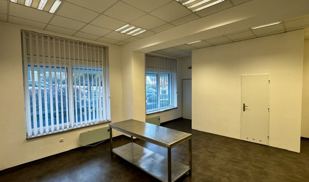 Pronájem obchodních prostor 60 m², Slavičín – náhled fotky 9