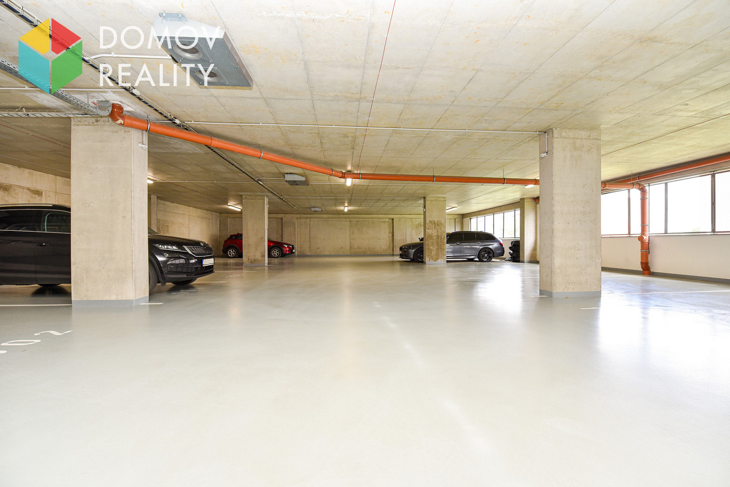 Pronájem garážového stání 12 m2 nepilova, beroun - beroun-město 1 500 kč/měsíc
