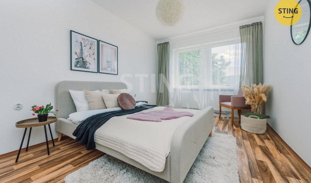 Prodej domu 220 m² s pozemkem 768 m², Nová Paka – náhled fotky 9