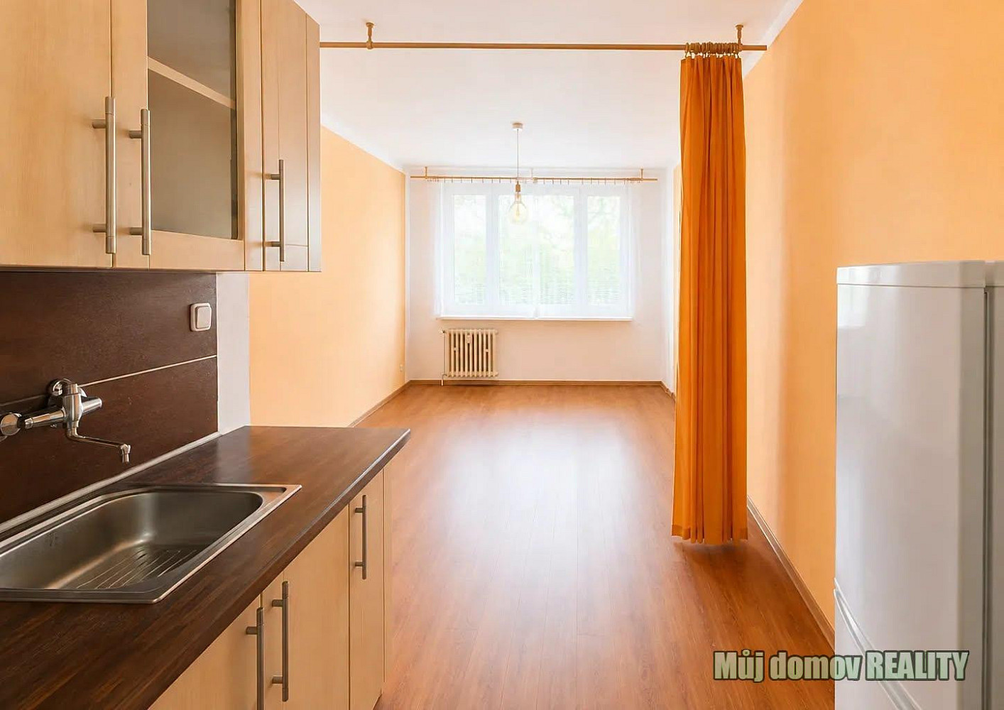 Pronájem bytu 2+kk 41 m² – fotografie 2
