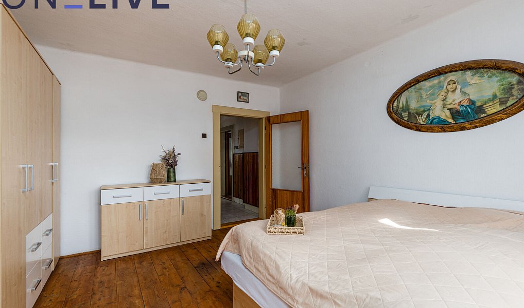 Prodej domu 236 m² s pozemkem 2 225 m², Zahořany – náhled fotky 12