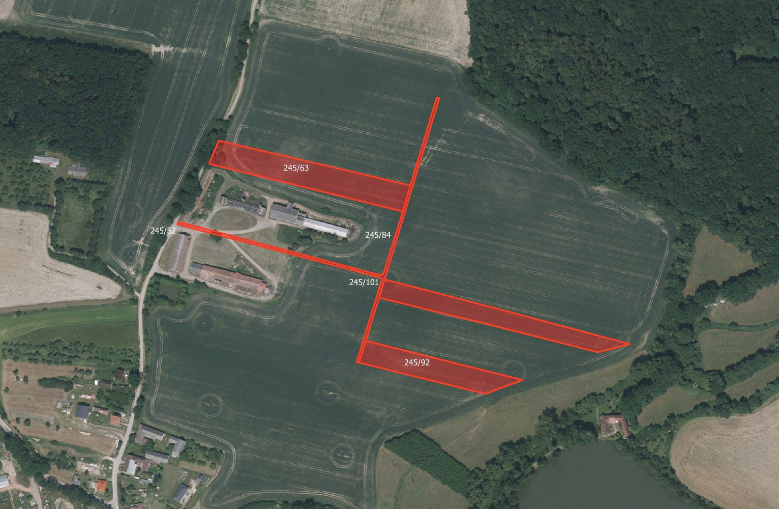 Prodej pole 15 854 m²