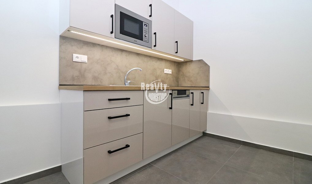 Pronájem skladovacích prostor 584 m², Jihlava – náhled fotky 6