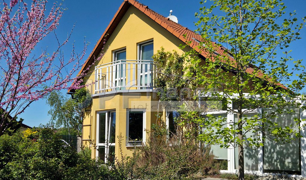 Prodej domu 100 m² s pozemkem 897 m², Tišice – náhled fotky 24