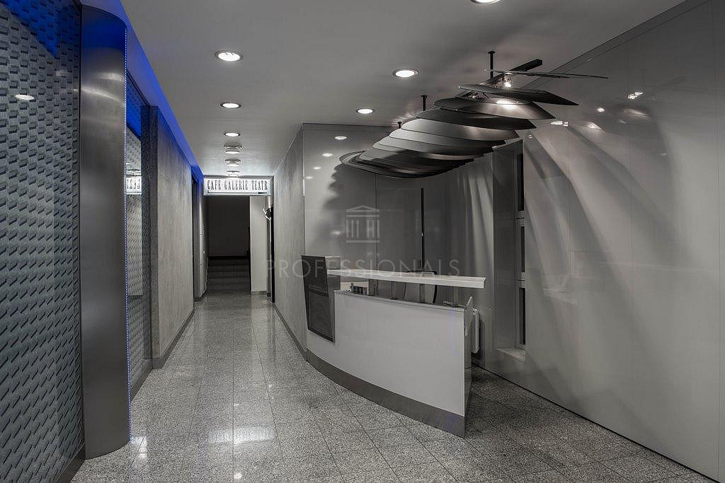 Pronájem kanceláře 186 m² – fotografie 4