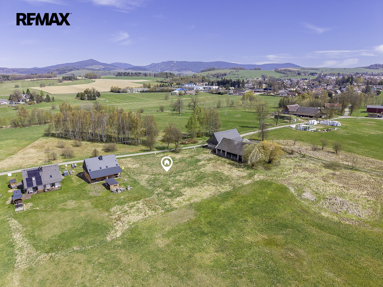 Prodej stavebního pozemku 1 767 m²