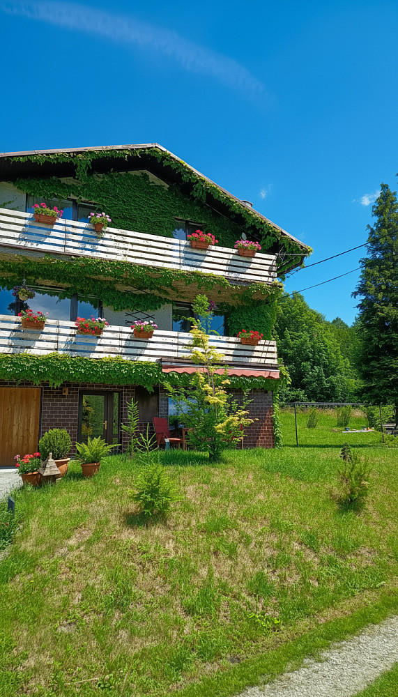 Prodej domu 288 m² s pozemkem 1 100 m²