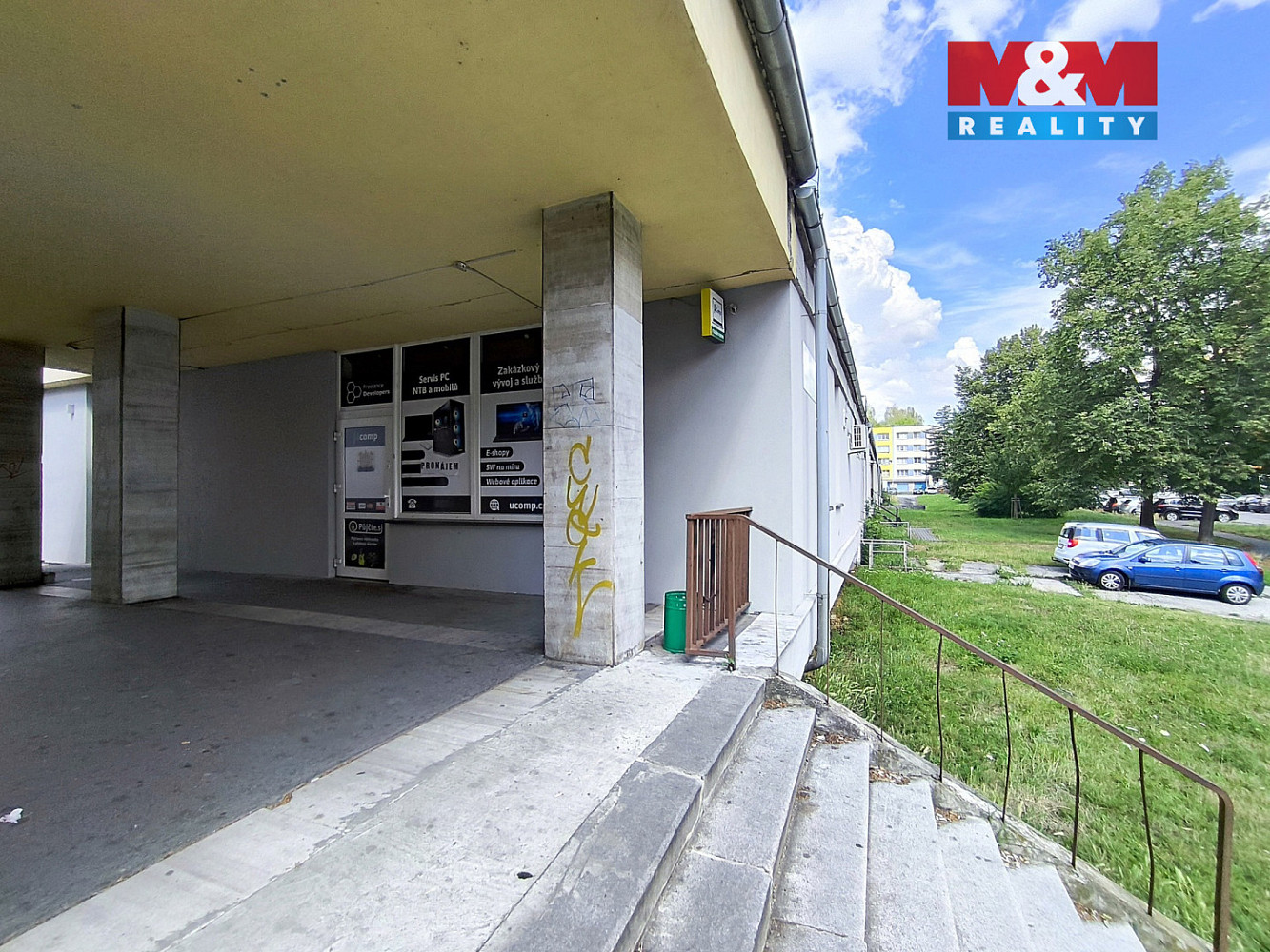Prodej obchodních prostor 2 200 m² – fotografie 3