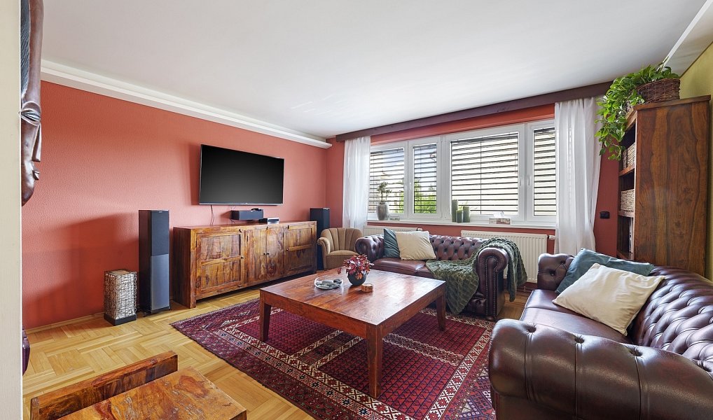 Prodej domu 259 m² s pozemkem 808 m², Hodonín – náhled fotky 2